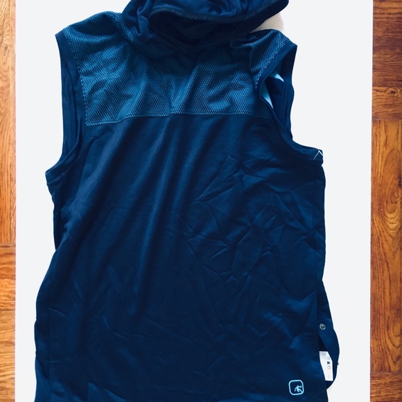 And 1 Basketball ๐ Hoodie Navy (M) - Picture 8 of 8